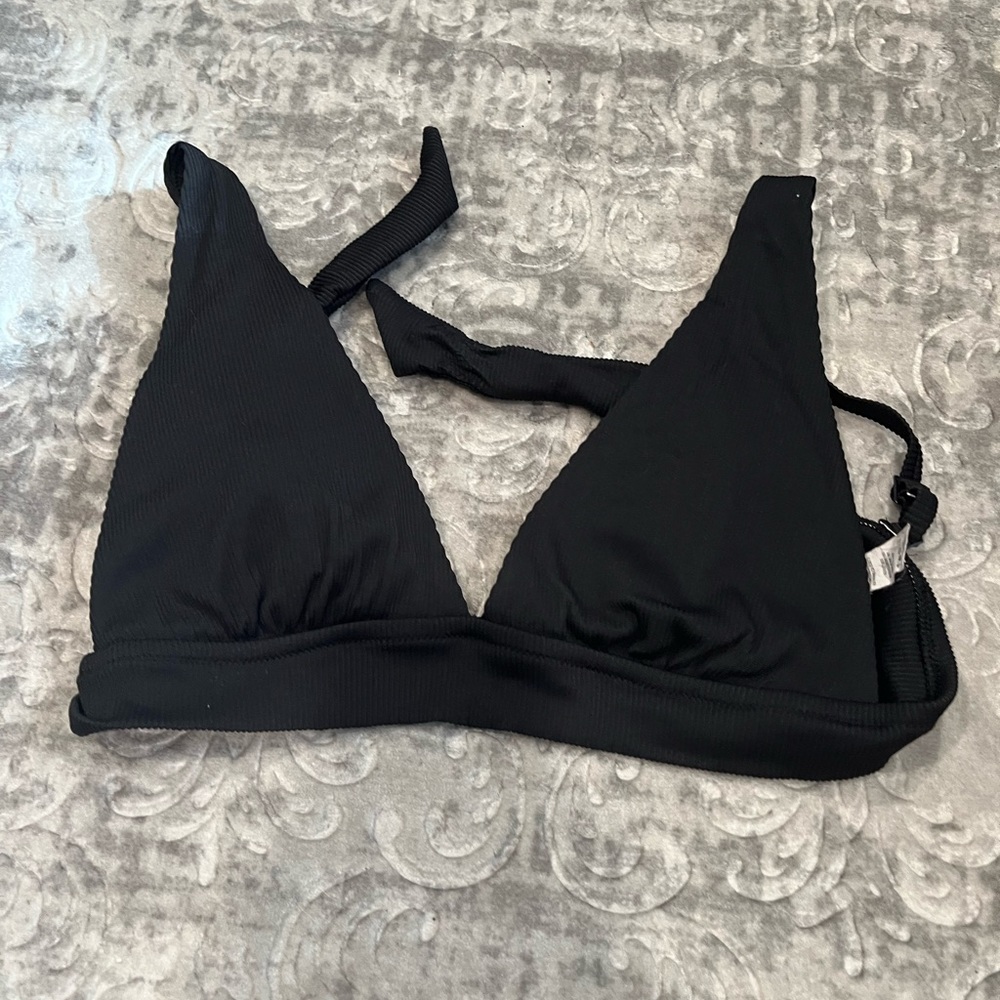 Black bikini top